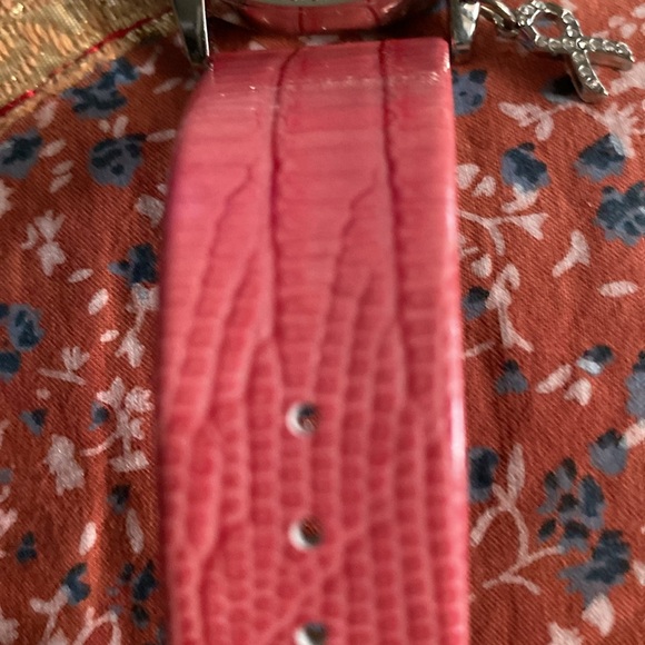 White House Black Market Watch for Breast Cancer Awareness - Picture 6 of 9